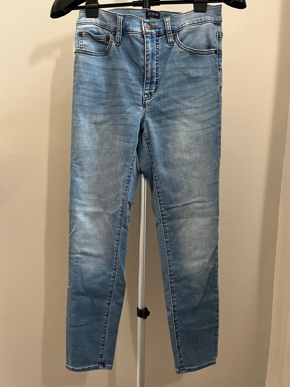 J. Crew Women's Skinny Jeans in Light Blue Wash - Size 27
